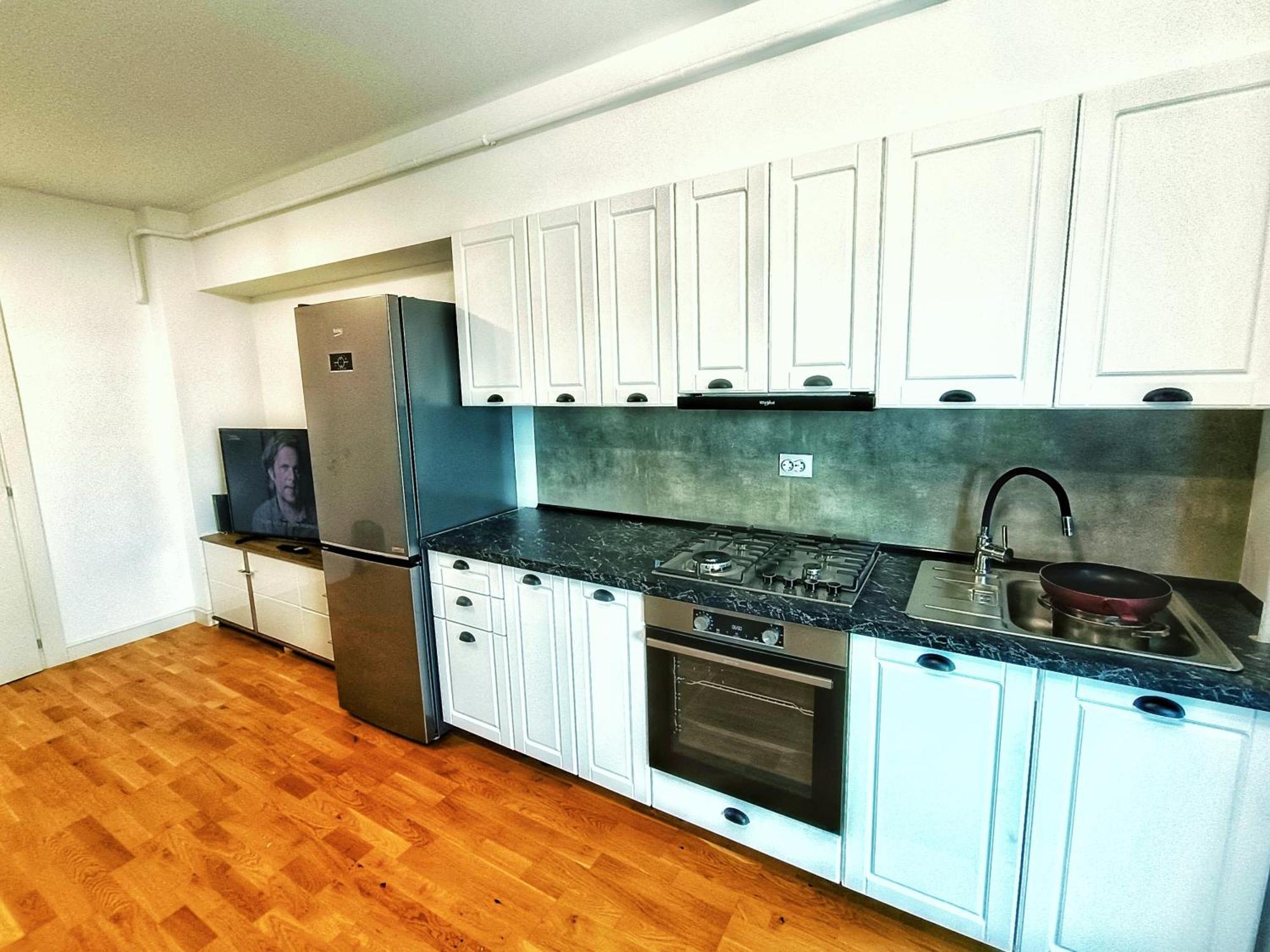 Super Apartments Near Airport With Shop & Free Parking ياش المظهر الخارجي الصورة